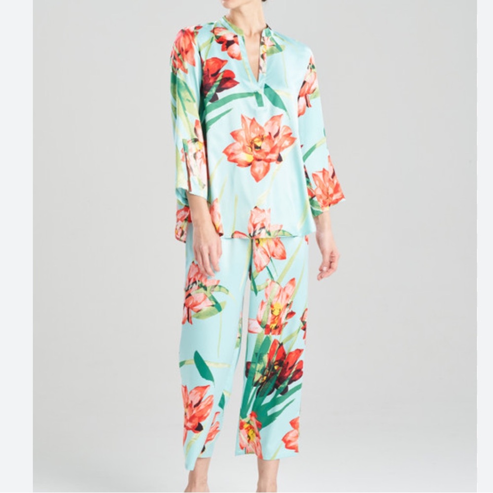Natori Water Lily silky pajama set
